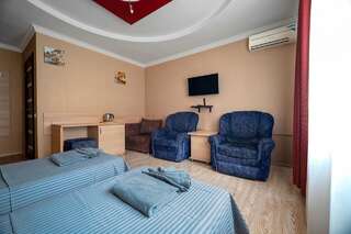 Гостиница Лоза Краснодар Улучшенный номе с двумя раздельными кроватями-1