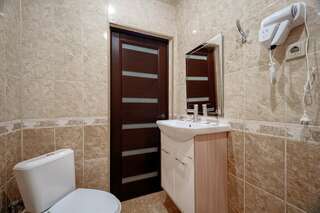 Гостиница Лоза Краснодар Люкс двухкомнатный-9