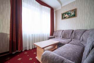 Гостиница Лоза Краснодар Люкс двухкомнатный-4