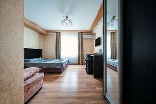 Гостиница Лоза Краснодар Семейный номер-1