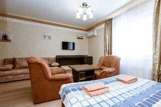 Гостиница Лоза Краснодар Семейный номер с двуспальной кроватью-8